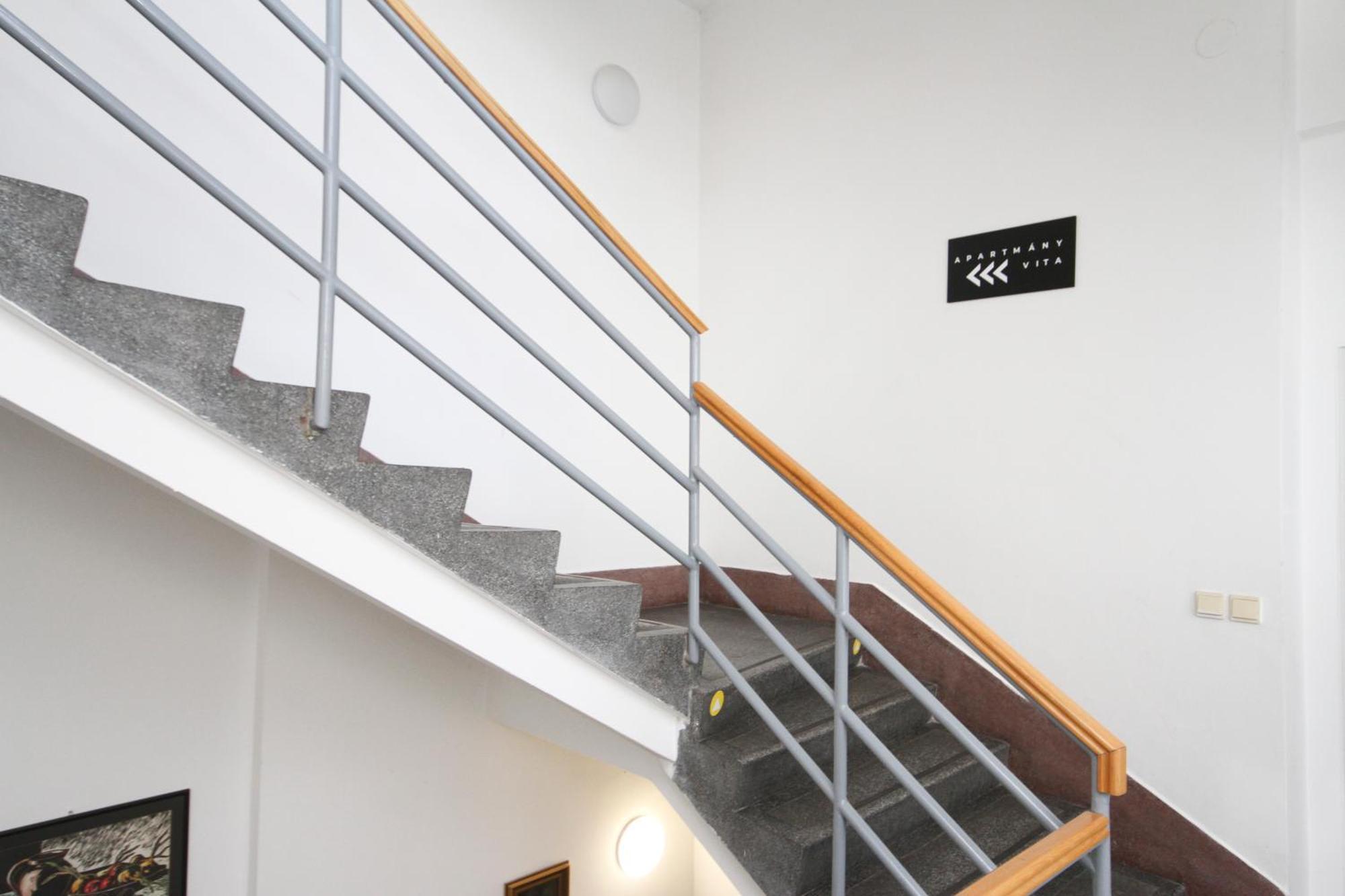 Apartman Vita Lite Trencin Luaran gambar