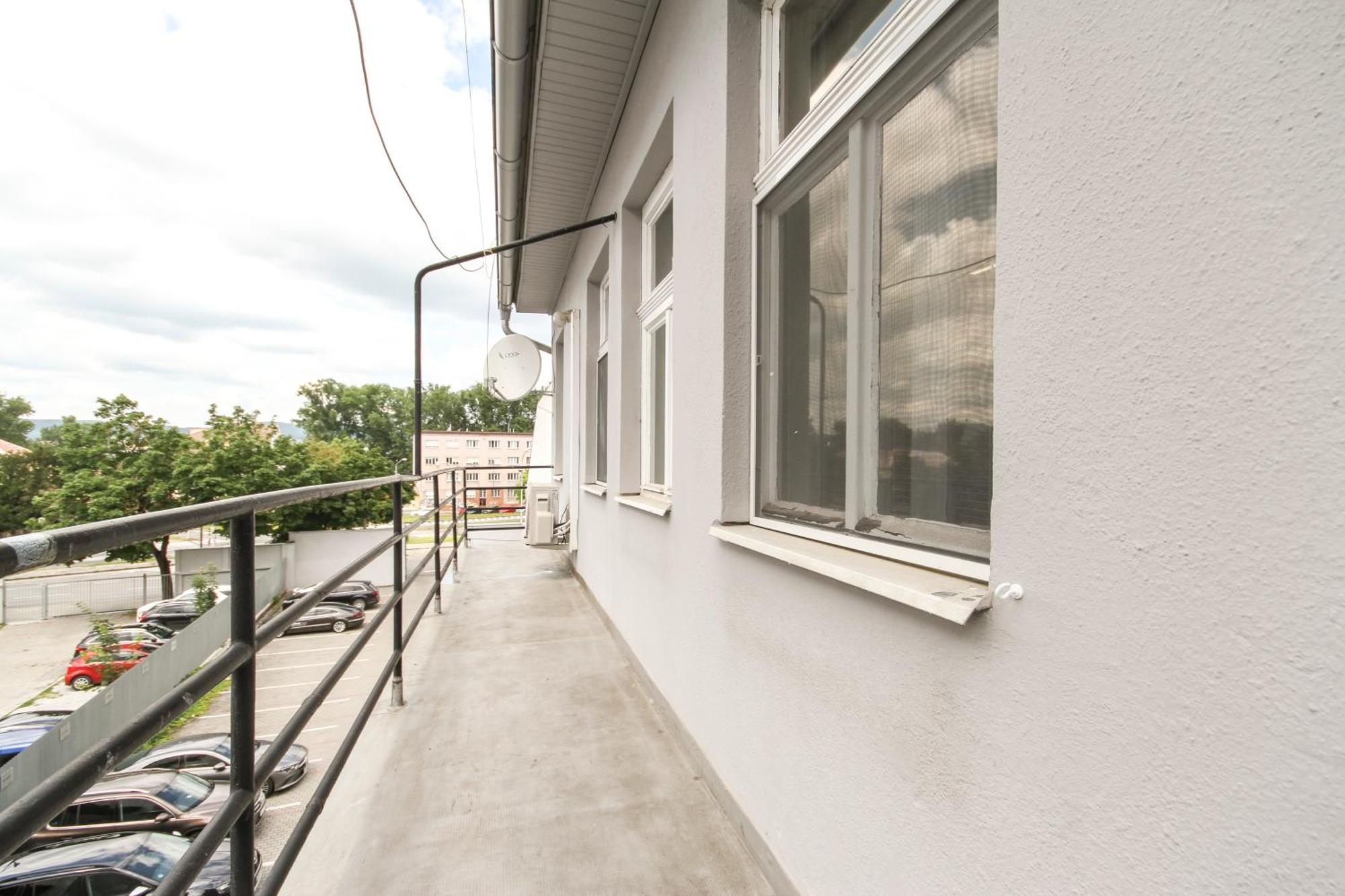 Apartman Vita Lite Trencin Luaran gambar
