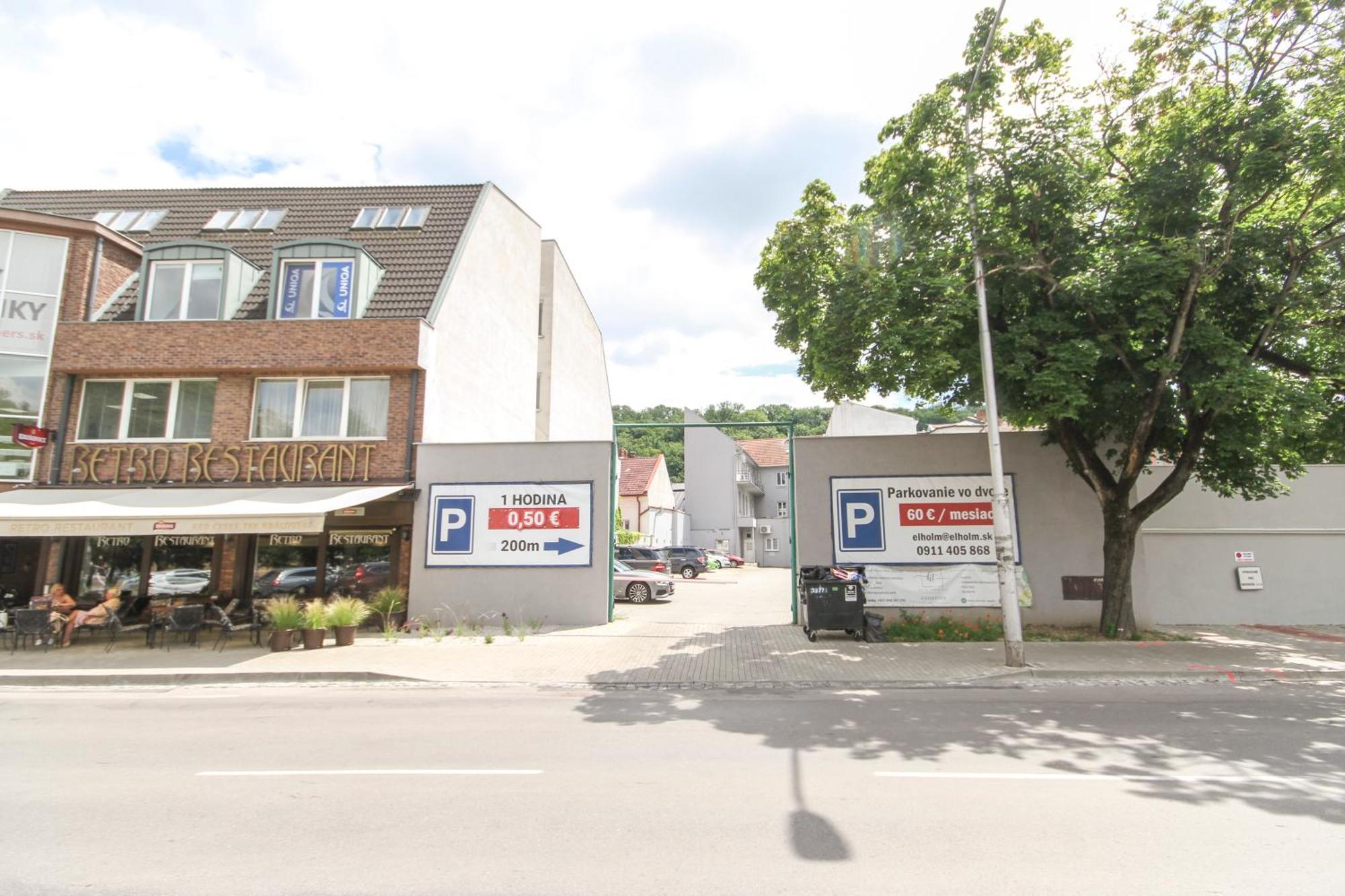 Apartman Vita Lite Trencin Luaran gambar